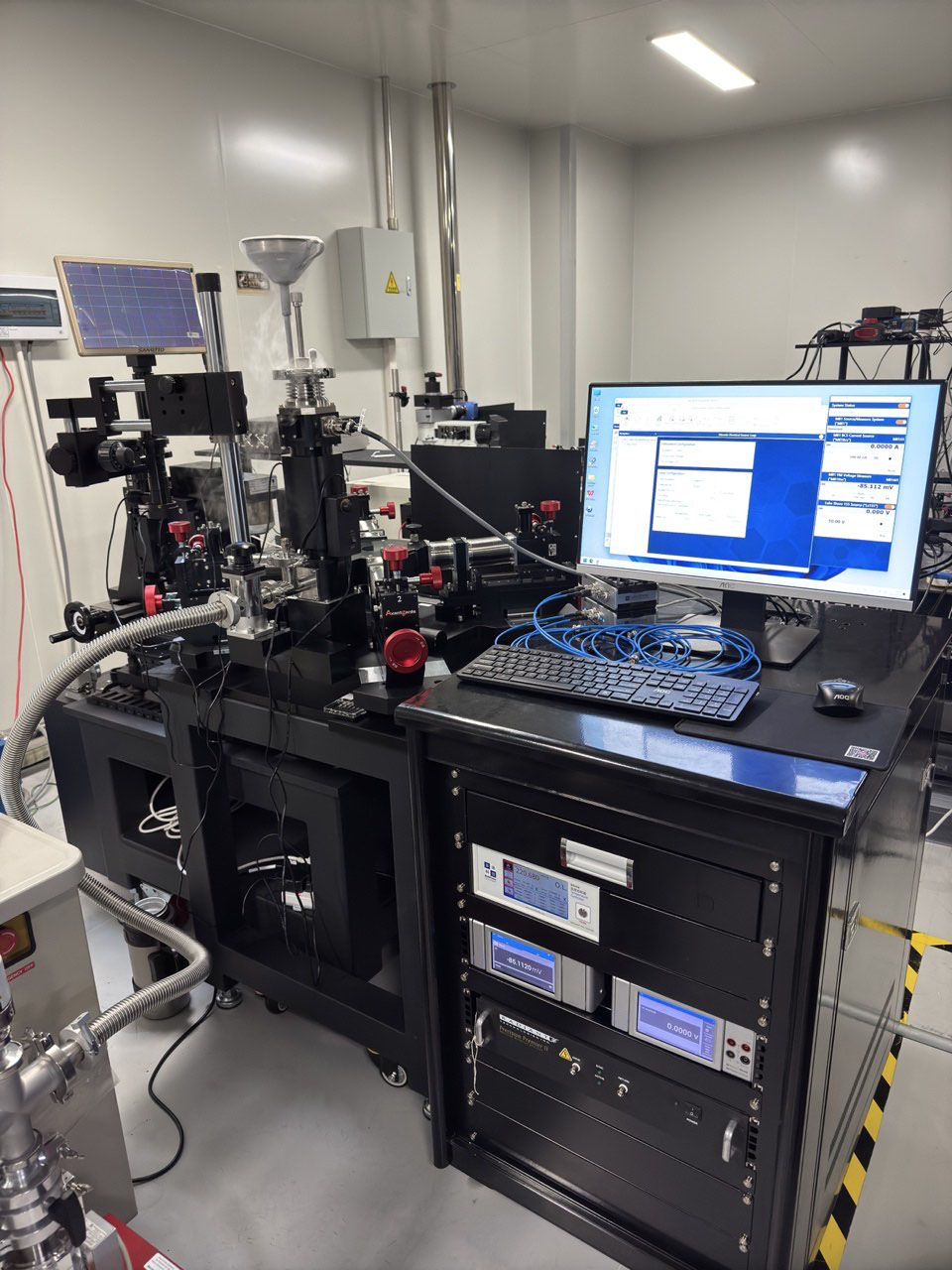 2024年10月四川某重点院校在上海皇冠博彩app购买的永磁铁低温探针台PSM-PM系列已交付完成